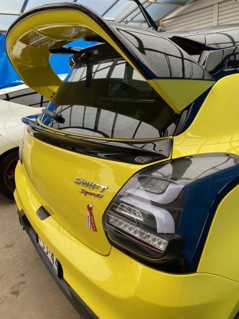 *在庫有* 17-24 スズキ スイフトスポーツ ZC33S ZC13S,ZC53S,ZD53S,ZD83S,ZC83S,ZC43S エアロ 未塗装素地 テールゲート トランクスポイラー拍卖