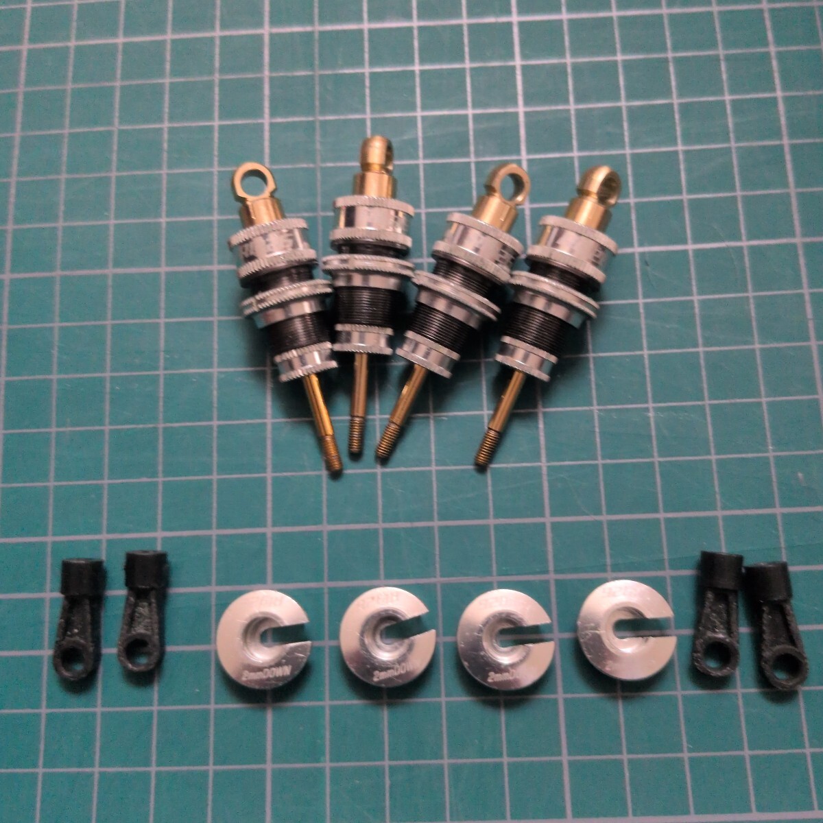 TRFダンパー RC926 シルバー kazma アジャスタブルキャップ ドリパケ YD2 RDX GRK等へ拍卖