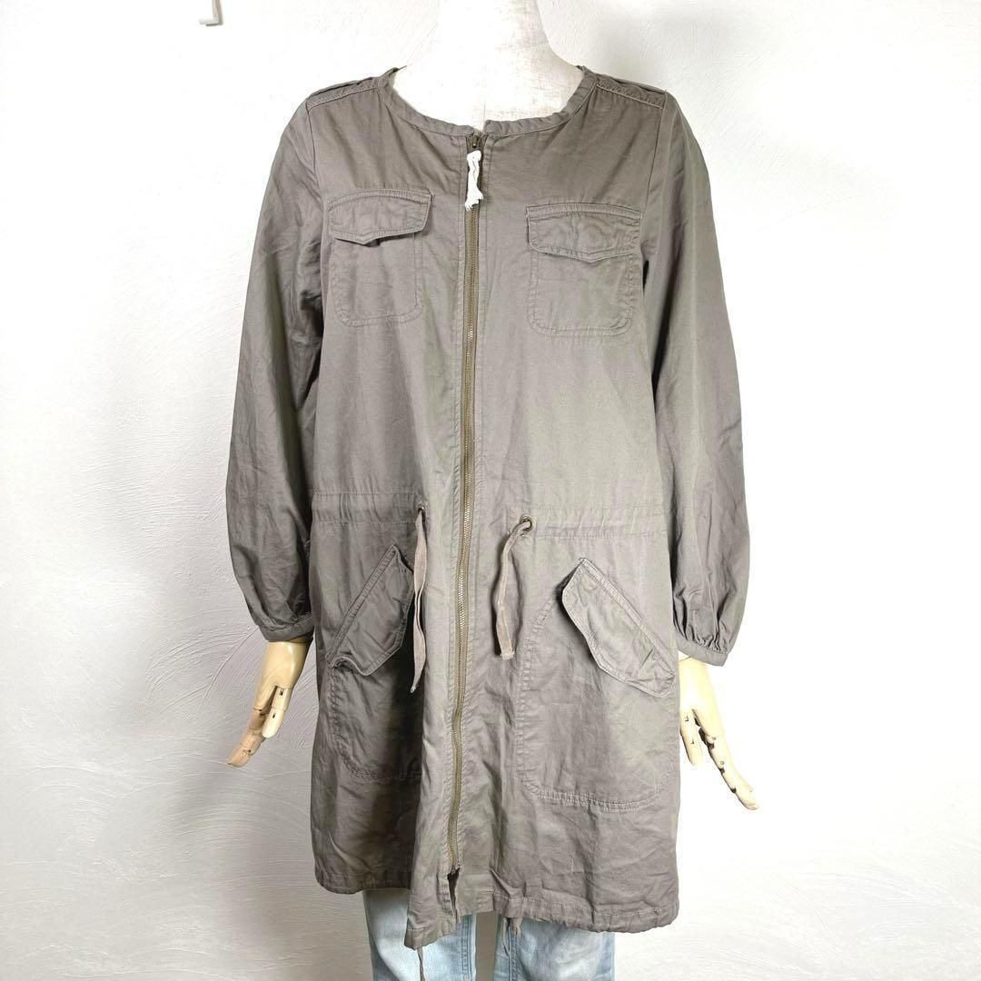 美品 アースミュージック&エコロジー カーキ レースファスナー ジップ ミリタリージャケット モッズコート F レディース 1544拍卖