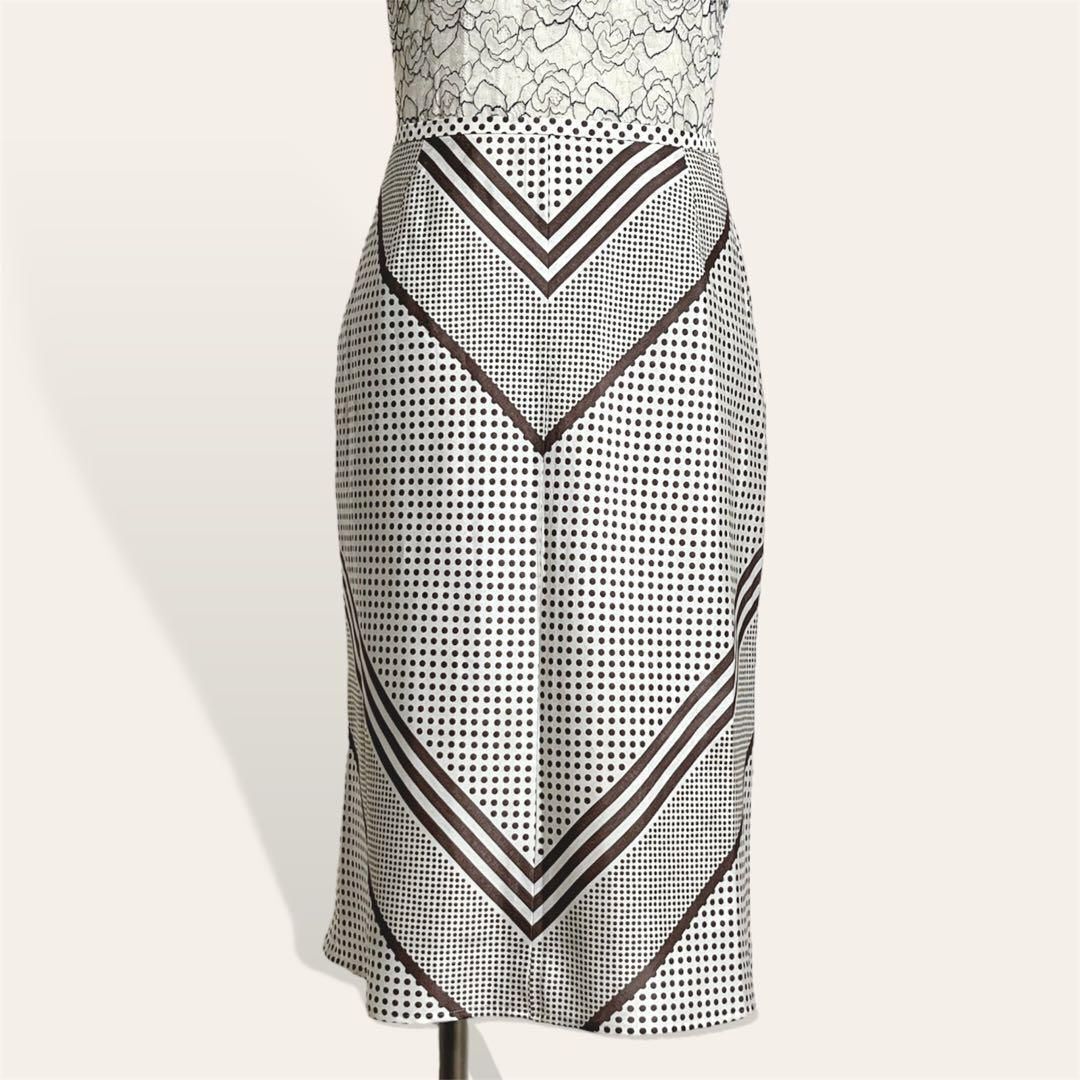 美品 エムケークラン ベージュ Vライン ドット ミモレ丈 台形 フレアスカート 38・M レディース 2437拍卖