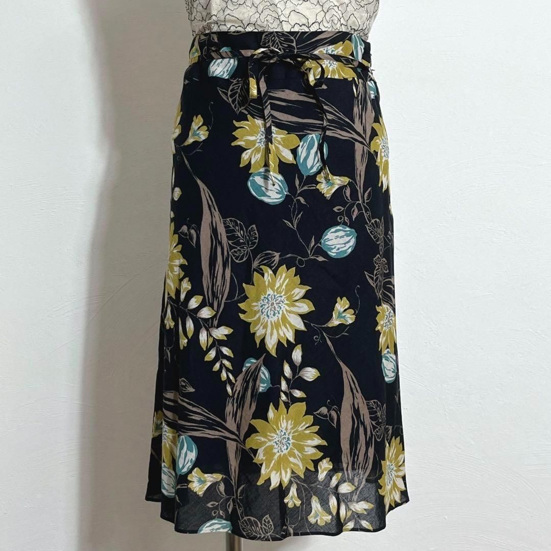 美品 ノーリーズ Nolley's 黒 フラワー 花柄 リネン 麻素材 ウェストリボン ミモレ丈 ロング フレアスカート 38・ レディース 2529拍卖