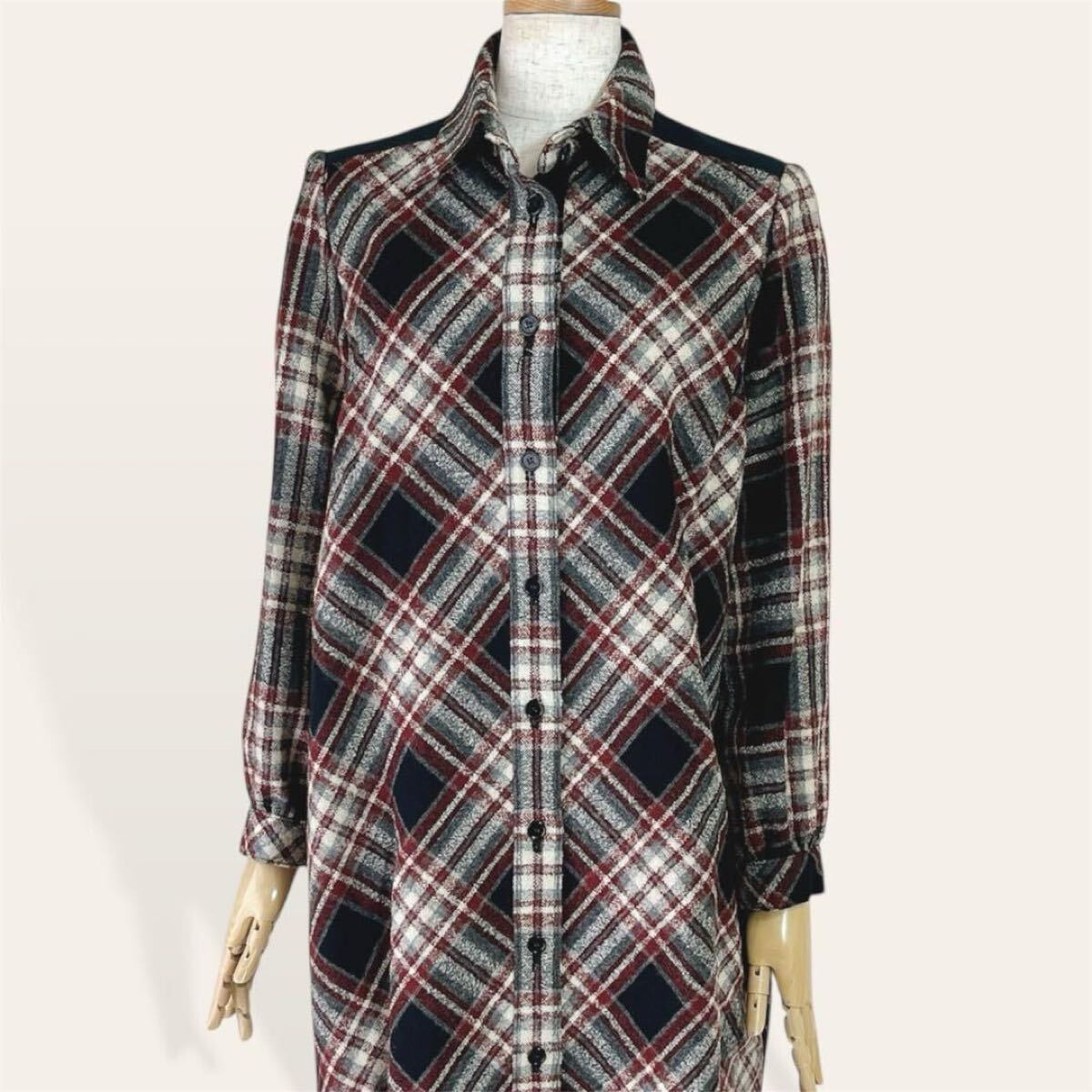 美品 CIELUN ウール チェック柄 素朴 カジュアル ナチュラル系 ネップ加工 ロング丈 シャツワンピース 肩パット入り 9・ レディース拍卖