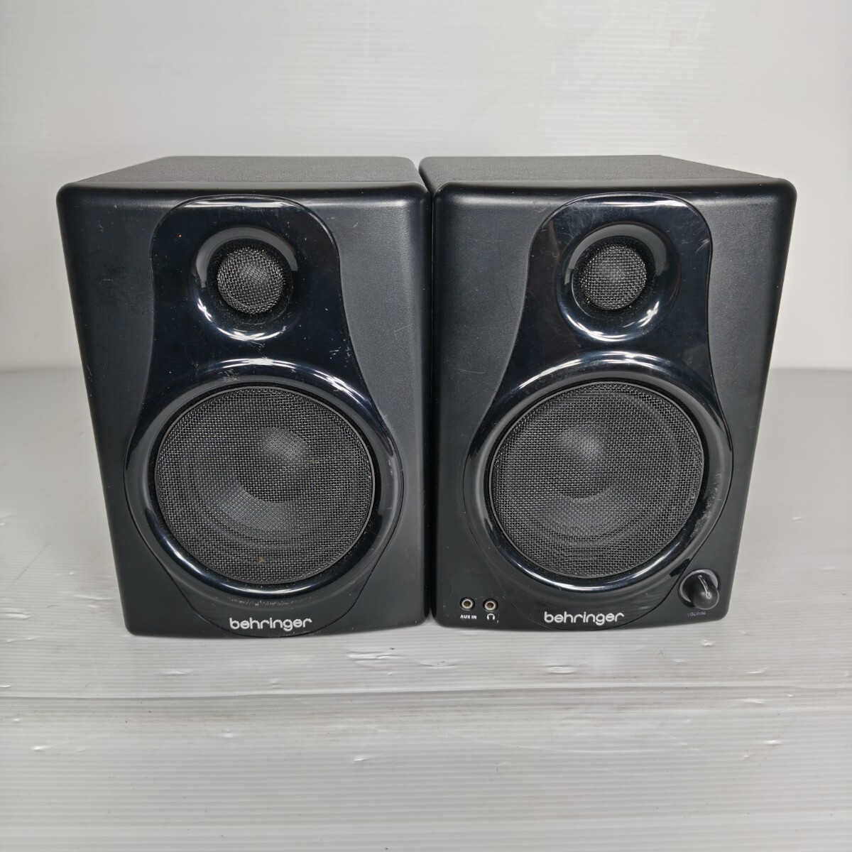 ジャンク behringer ベリンガー MEDIA 40USB ペア スピーカー 送料無料 匿名配送拍卖