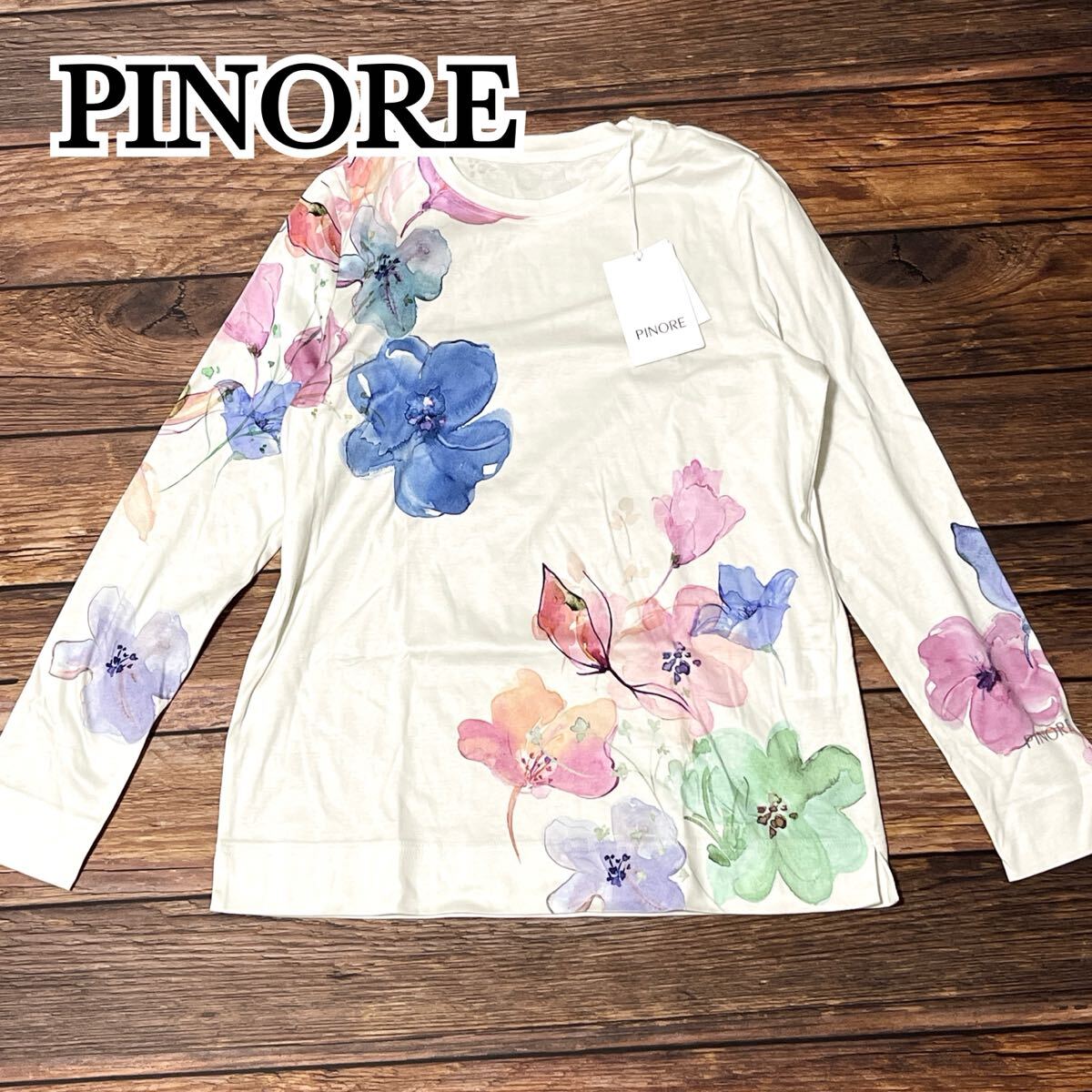 新品 未使用 PINORE ピノーレ ロンT 長袖 レディース トップス 花柄 コットン ロゴ入り プリント 大人 華やか ホワイト サイズ38 M拍卖