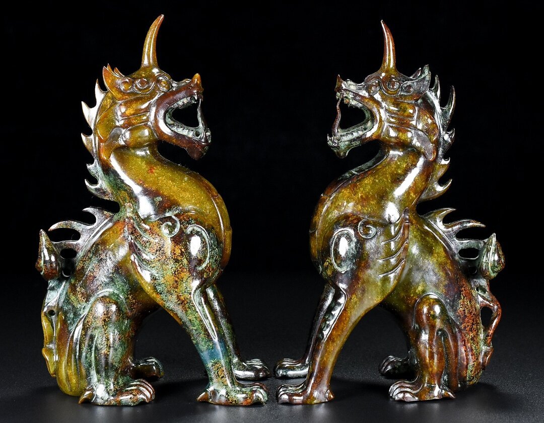 ▽鴻▽漢朝時代 高古玉 和田玉彫 瑞獣置物一対 時代物 中国古美術 骨董品拍卖