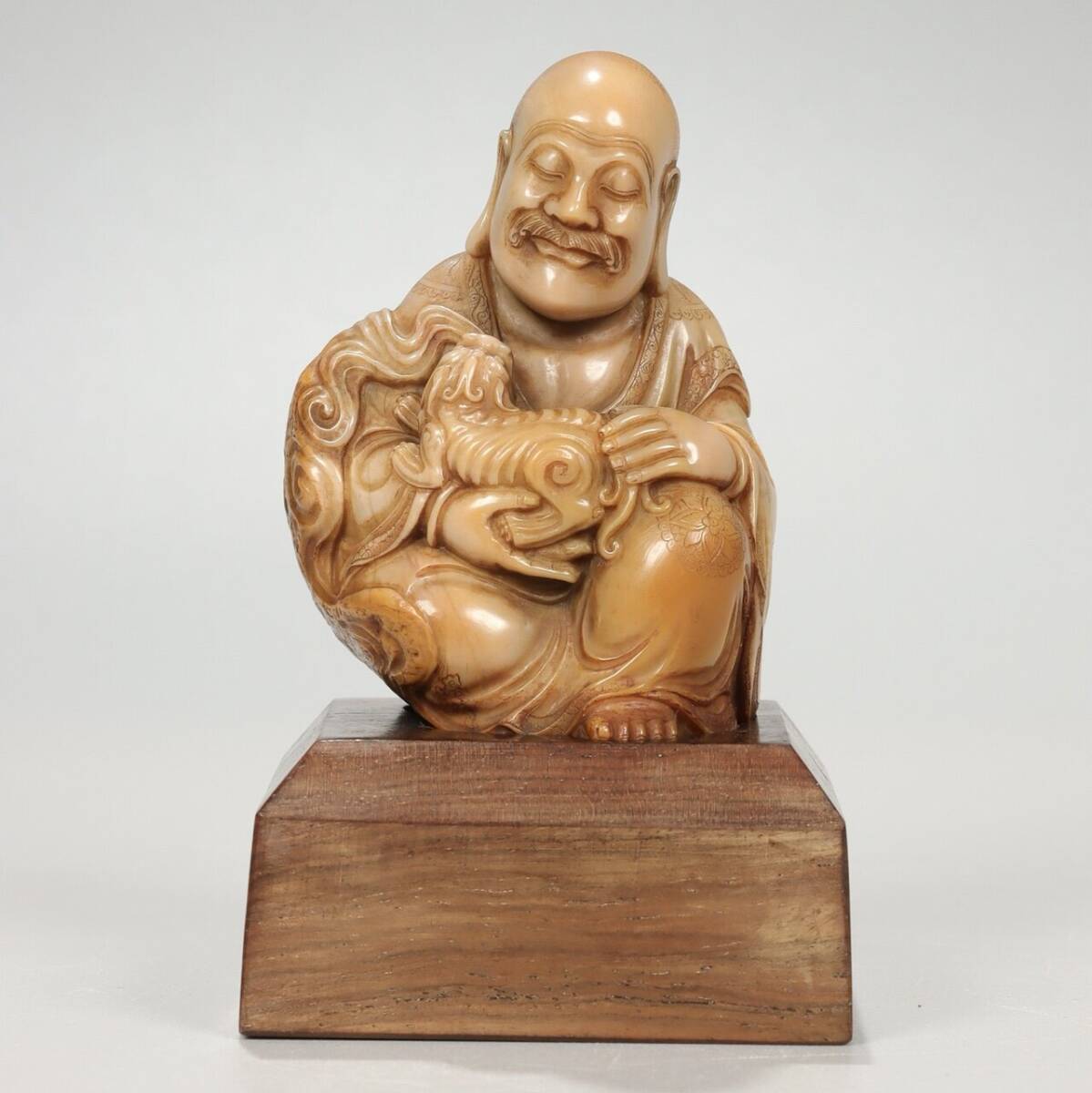 ▽鴻▽清朝時代 寿山石彫 羅漢置物 箱付 時代物 中国古美術 骨董品拍卖