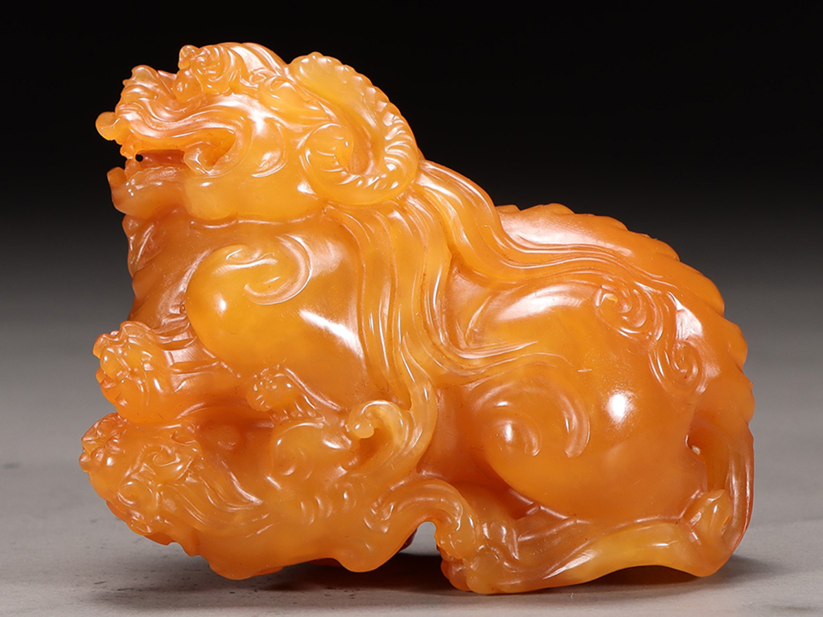 ▽鴻▽清時代 元珠銘 寿山田黄石彫 太獅少獅置物 共箱 時代物 中国古美術 骨董品拍卖