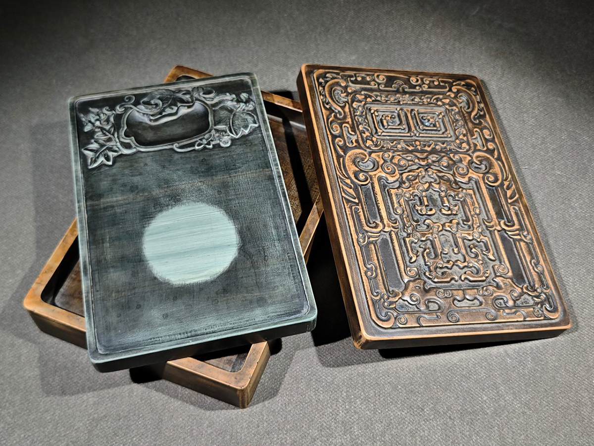 ▽鴻▽清時代 松花石硯 獣面龍紋硯 套硯 雍正宸翰銘 唐硯 墨寶 書道具 時代物 中国古美術 骨董品拍卖