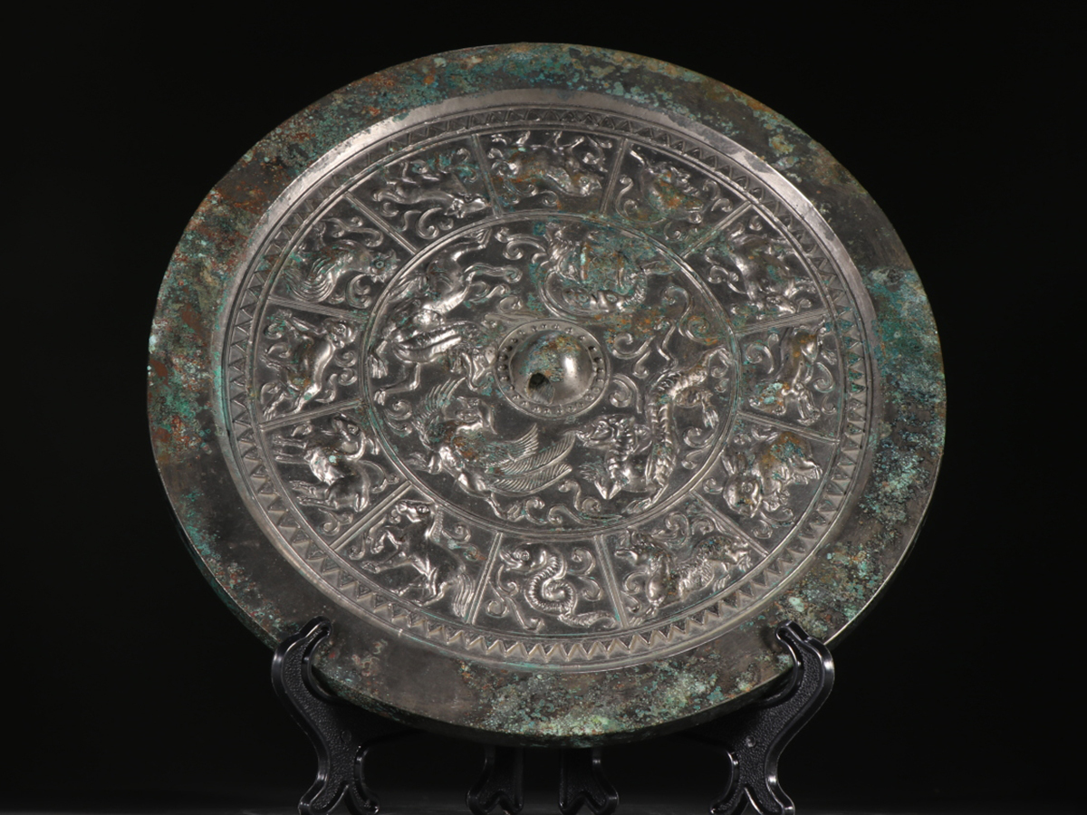 ▽鴻▽館蔵珍品 漢朝時代 青銅器 十二生肖紋銅鏡 時代物 中国古美術 骨董品拍卖
