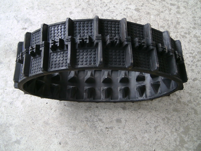 ★ ☆ 即決 ホンダ 除雪機 用 12-60×20 クローラー 純正 部品 新品 HONDA キャタピラ OHTSU拍卖