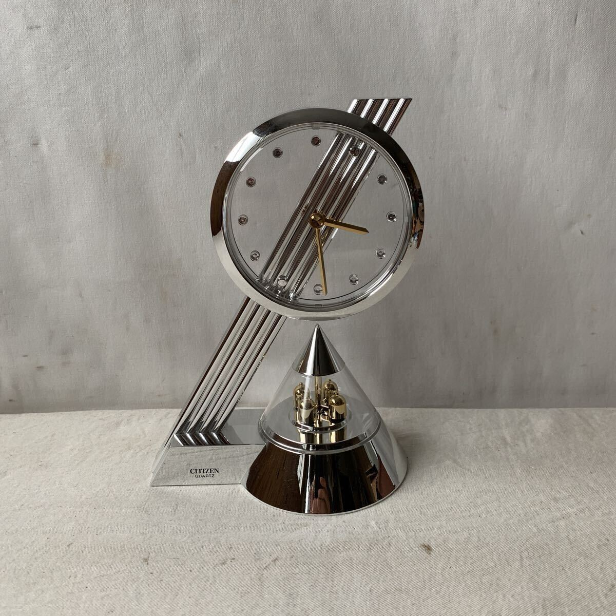可動品 デザインが素敵なCITIZEN置時計 電池式振り子時計 日本製昭和レトロアンティークビンテージコレクションインテリアディスプレイ飾り拍卖