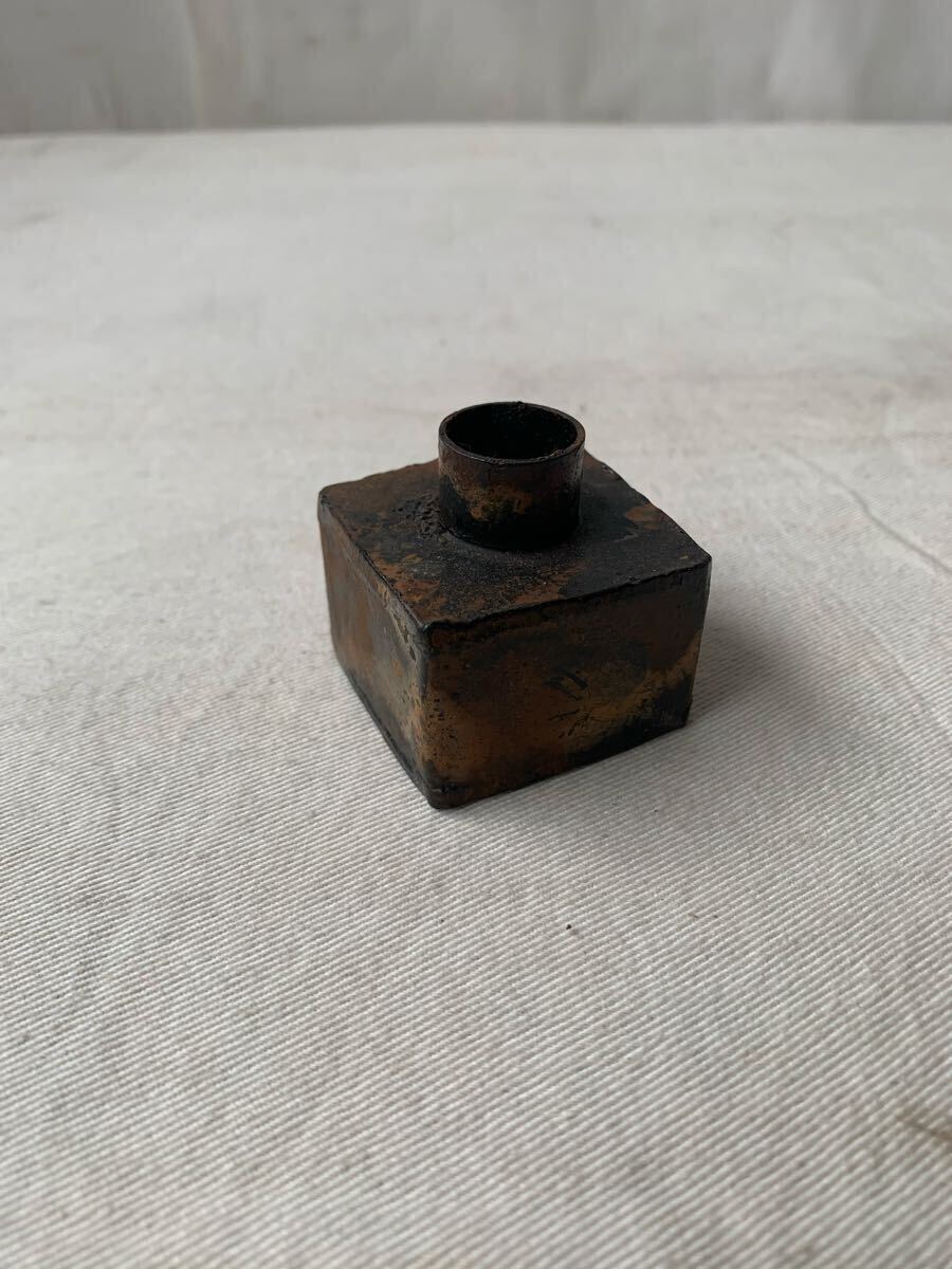 経年の雰囲気が素敵な鉄製花器 一輪挿しインダストリアルインテリアディスプレイ古道具アンティークビンテージ店舗什器レトロ雑貨オブジェ拍卖