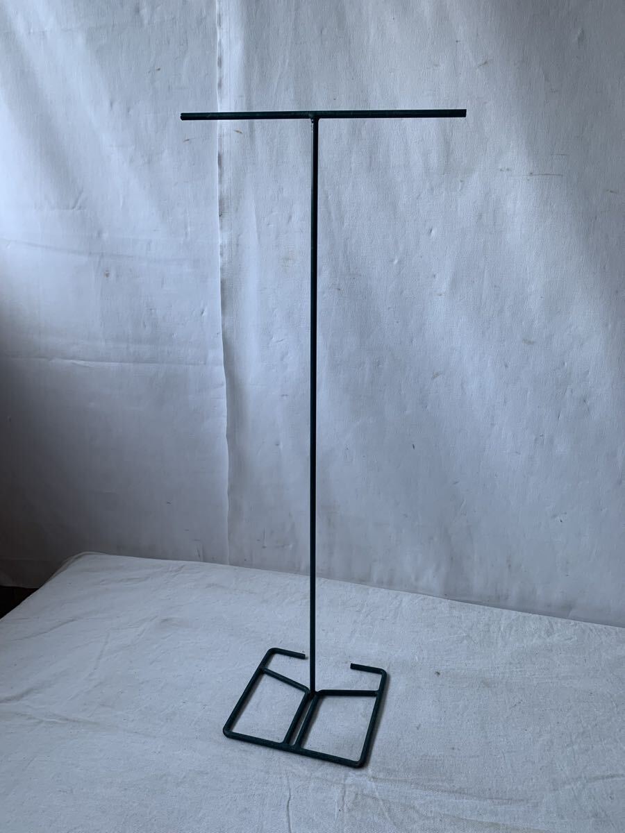 デザインが素敵なアイアンラック アクセサリー掛けインダストリアル店舗什器アンティークビンテージ古道具インテリアディスプレイオブジェ拍卖