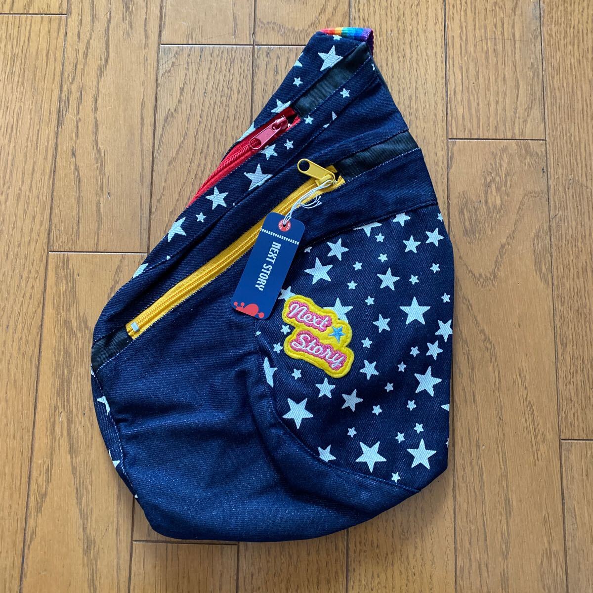 SALE 未使用 ネクストストーリー ボディバック ショルダーバッグ ワンショルダー バッグ ボディバッグ ショルダー アディダス パタゴニア拍卖