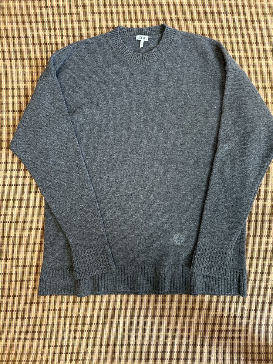 ロエベ S サイズ ニット セーター アナグラム グレー シンプル メンズ loewe 長袖 拍卖