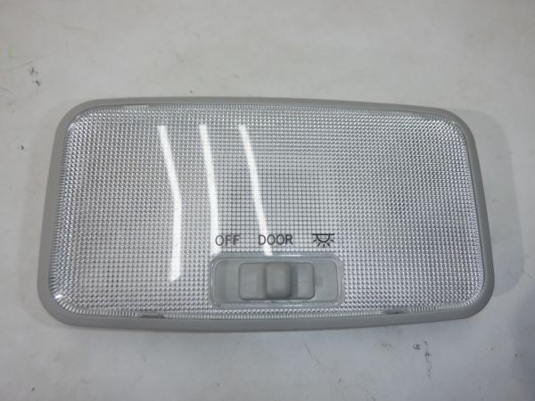 NMI5Xc04★トヨタ純正★★ルームランプ★★室内灯★きれい★155×85㎜★迅速発送★送料安い★送料全国一律★カローラ★フィールダー★拍卖