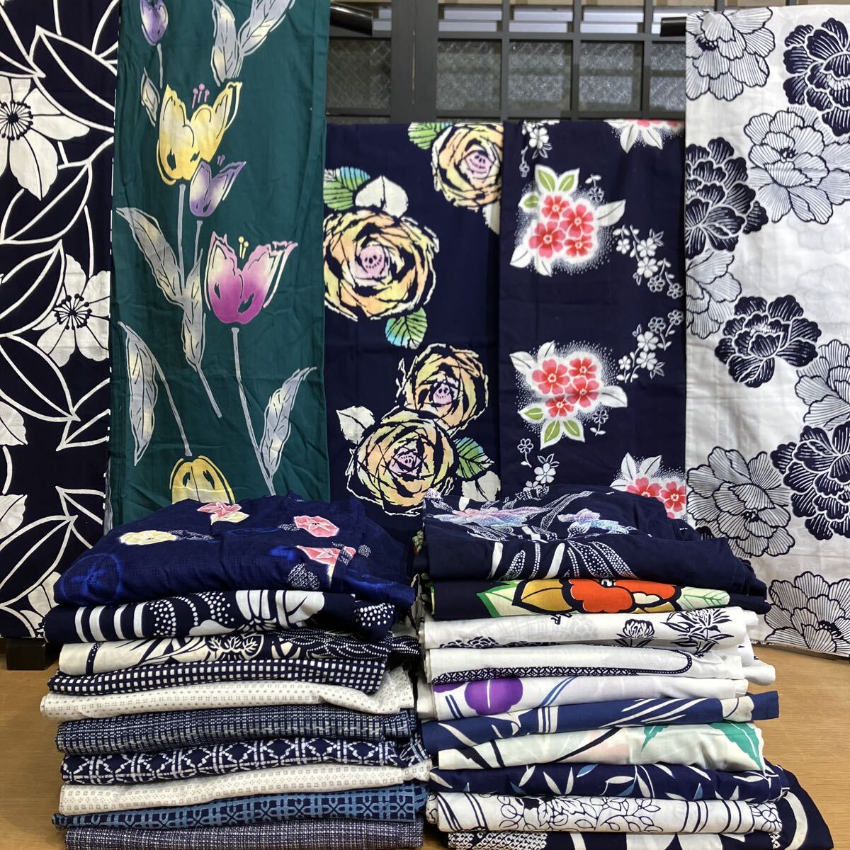 一右衛門No2444 浴衣 25枚まとめ売り 藍染 コーマ地 女物 男物 木綿浴衣 ゆかた 大量まとめ売り大処分 拍卖