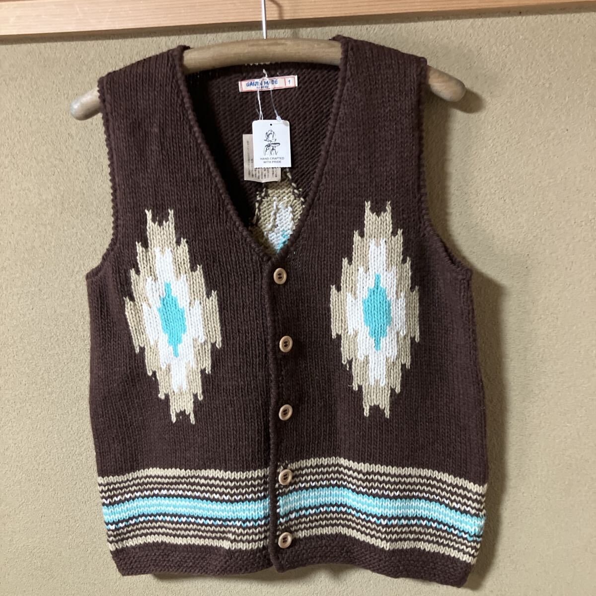 ガイジンメイド、手編みウールオルテガ模様ベスト ブラウン/Sサイズ拍卖