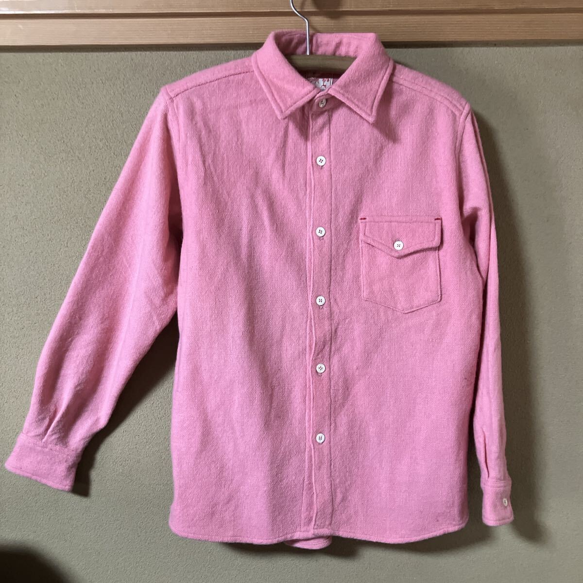 ガイジンメイド、手織りウール生地シャツ ピンク/Sサイズ拍卖