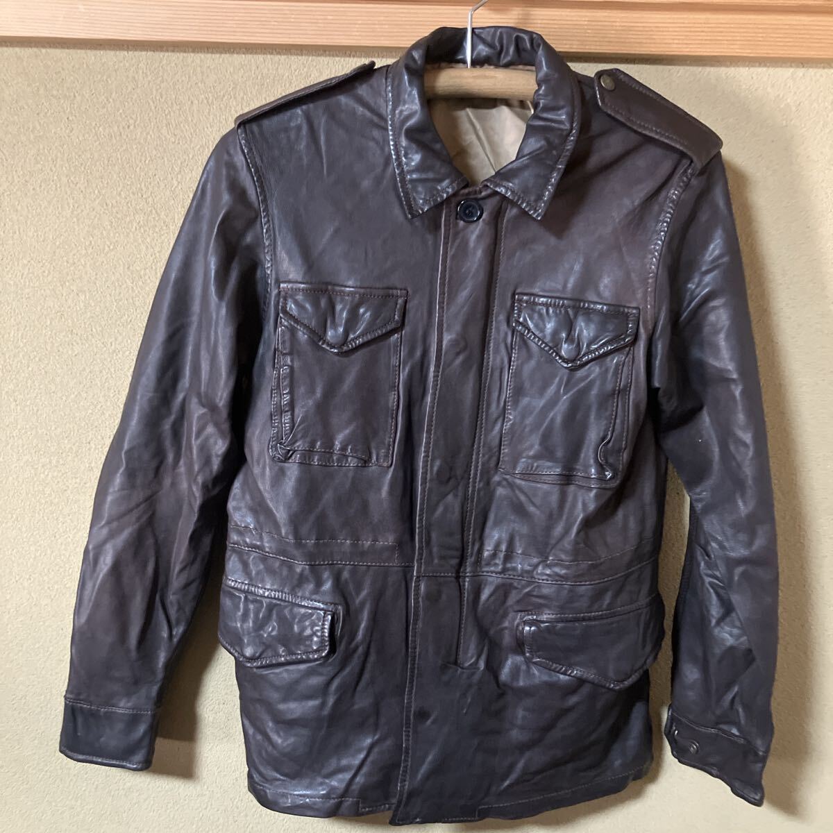 ガイジンメイド、ラムレザーベジタブルダイフィールドジャケットM-65 ダークブラウン/Sサイズ拍卖