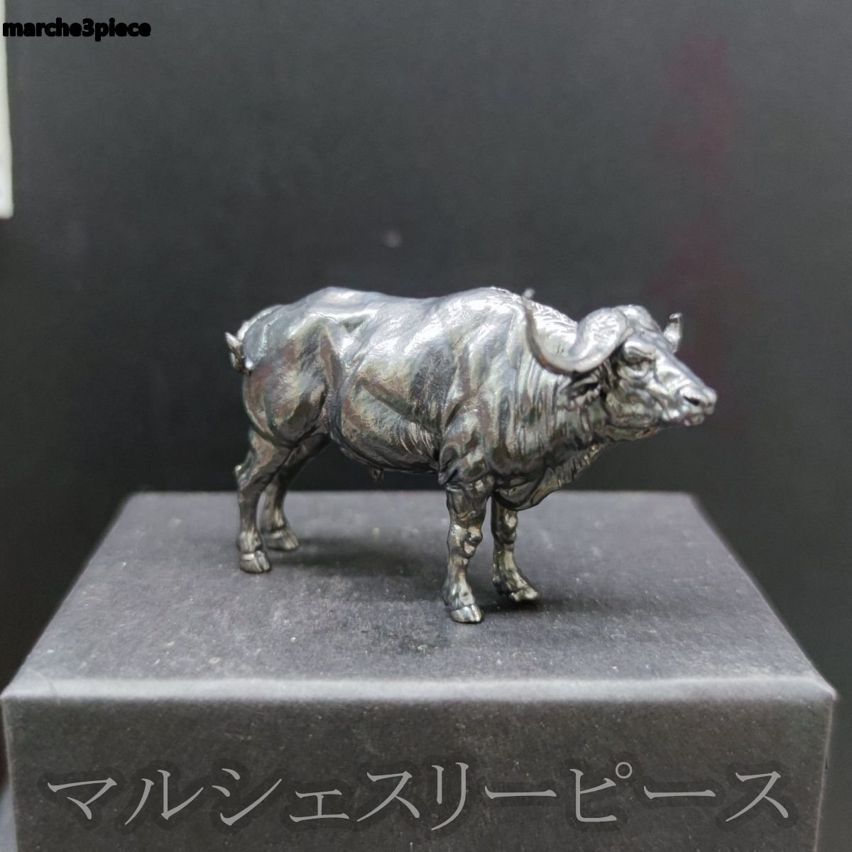 アンティーク加工された純銅製のリアルなアフリカスイギュウ置物拍卖