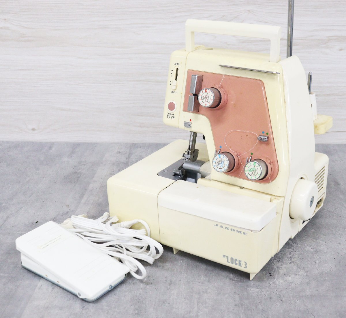 【行董】JANOME ジャノメ ミシン MY LOCK3 MODEL 203 通電可 現状不動 ジャンク ハンドクラフト 手工芸 裁縫 洋裁 AE065ABC16拍卖