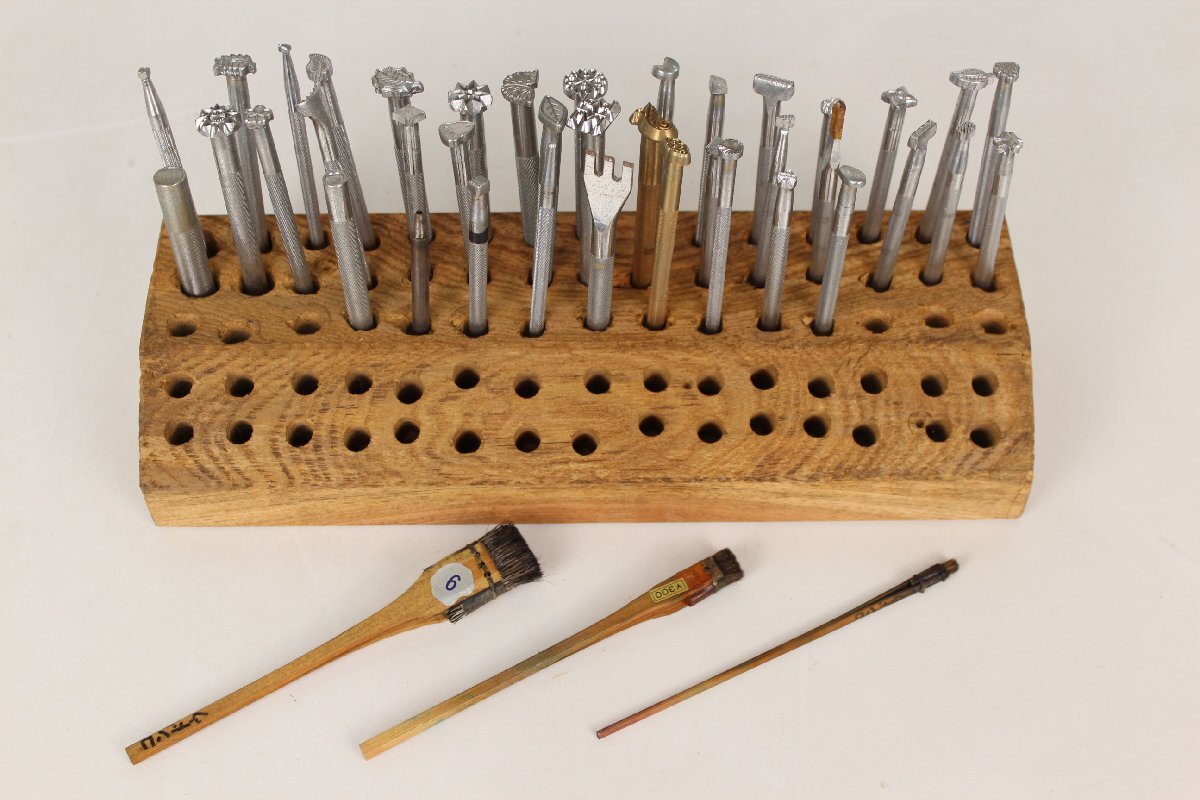 【ト福】レザークラフト刻印棒 39本セット カービング 革製品 工具 レザー打刻印 型押 DIY ハンドクラフト LBZ01LLS40拍卖