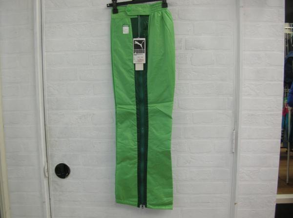 【希少品】プーマ【オーバーパンツ】グリーン★Sサイズ★中綿入り★両サイドファスナー★PUMA拍卖