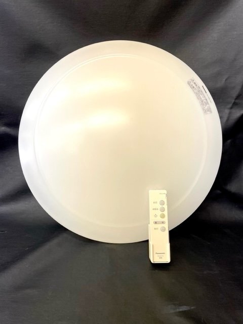 Panasonic パナソニック LEDシーリングライト HHC-CE0813AH 2019年製 動作品 照明器具 洋風 8畳用 電球色 昼光色 リモコン付き拍卖
