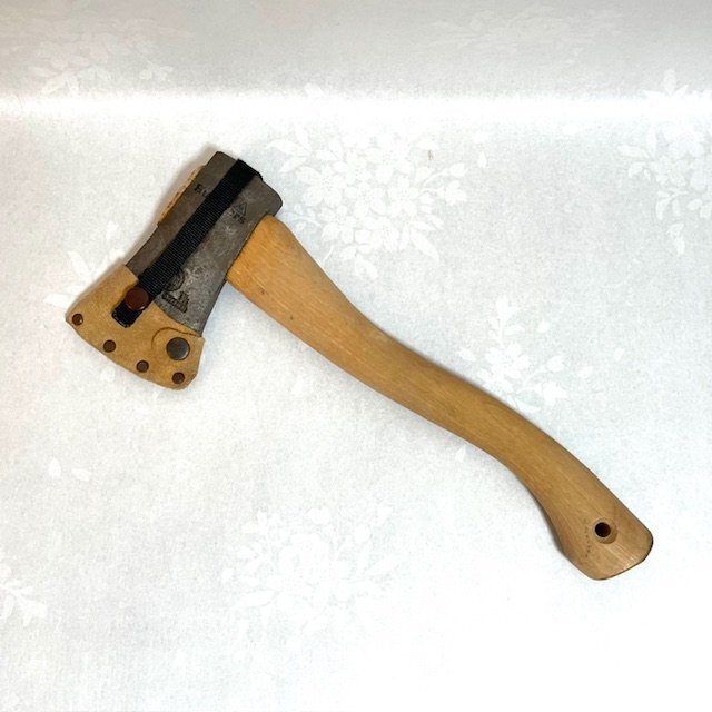 Hultafors ハルタホース 0.6 1 1/4 アックス 斧 手斧 薪割り キャンプ アウトドア 焚き火 たき火 レジャー ハチェット 薪割り キャンプ HMY拍卖