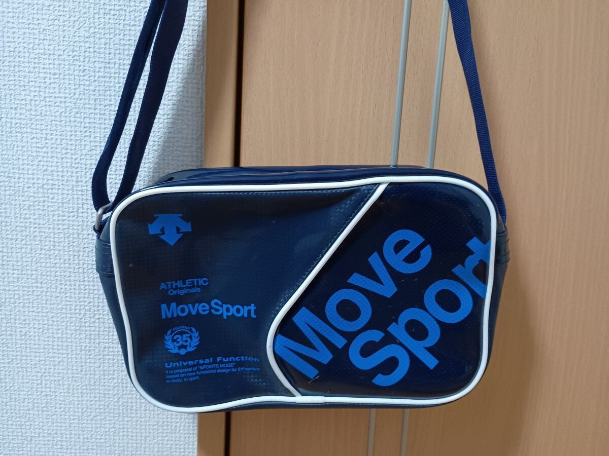 DESCENTE デサント ミニショルダーバッグ DMALJA42拍卖