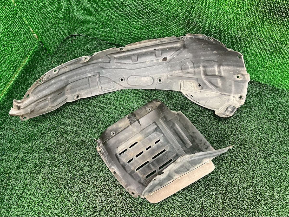 RX-8 後期 タイプRS 実働者外し フェンダーライナー 右フロント ライナー  右前 車検OK! 破損なし 美品  拍卖