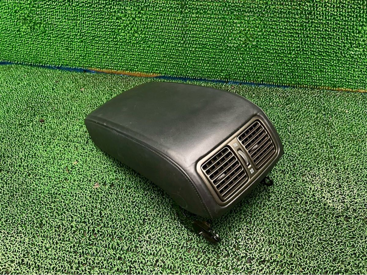 30セルシオ 後期 ucf31 外し アームレスト センターコンソール 肘置き 限定1個 売り切り 送風口付き レザー 黒革 トヨタ拍卖