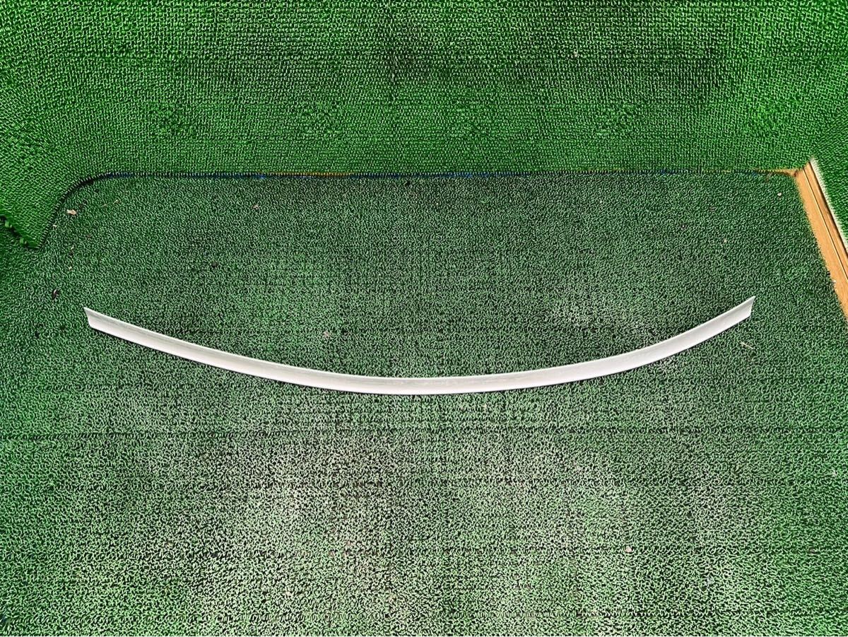 セルシオ 30セルシオ 後期 純正 リアスポイラー シルバー ucf31 即決は売り切り 塗装ベースに こちらで塗装も可能!拍卖