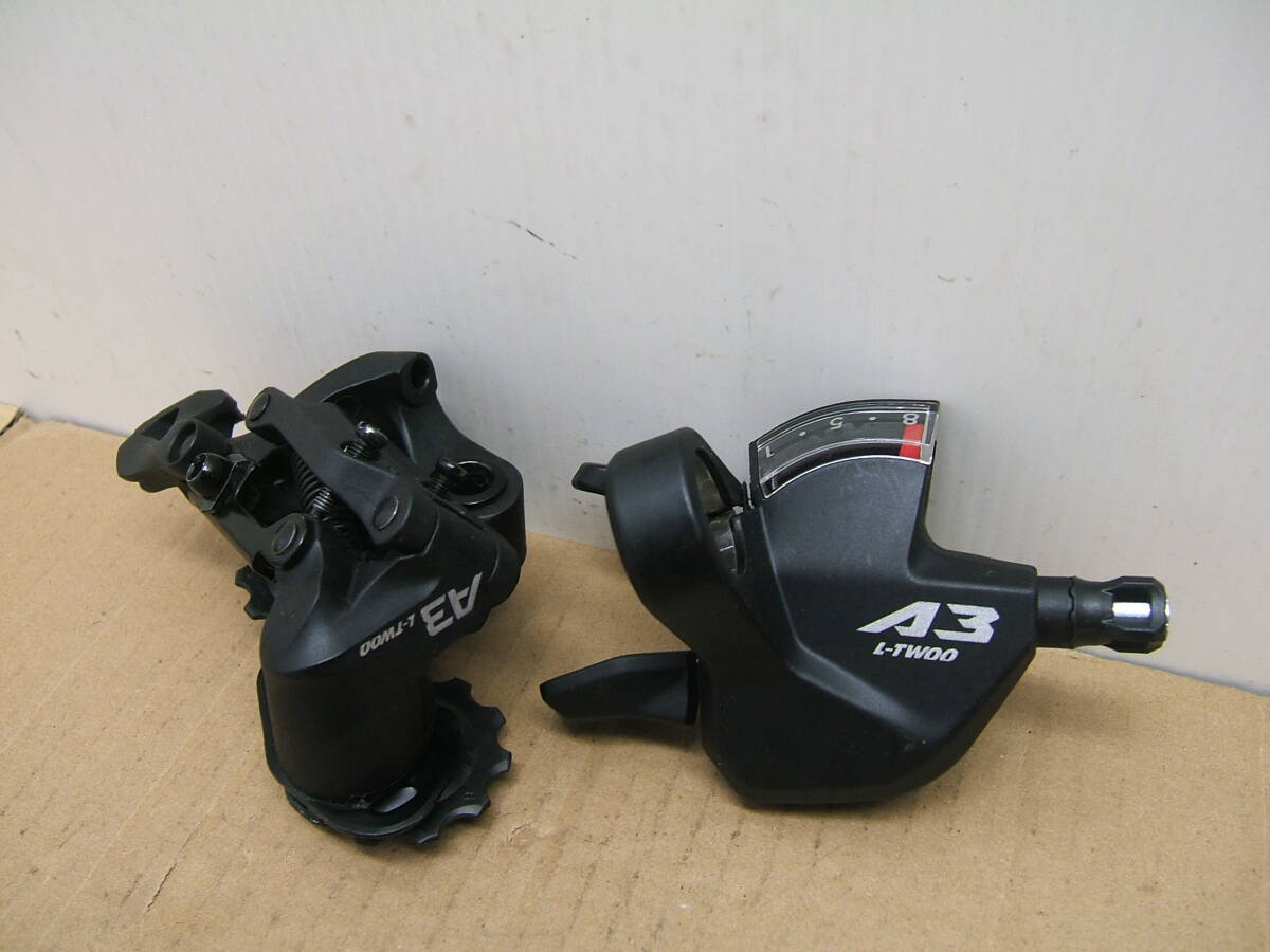 中古 リアディレイラーとシフトレバー 8速 A3 L-TWOO 466拍卖