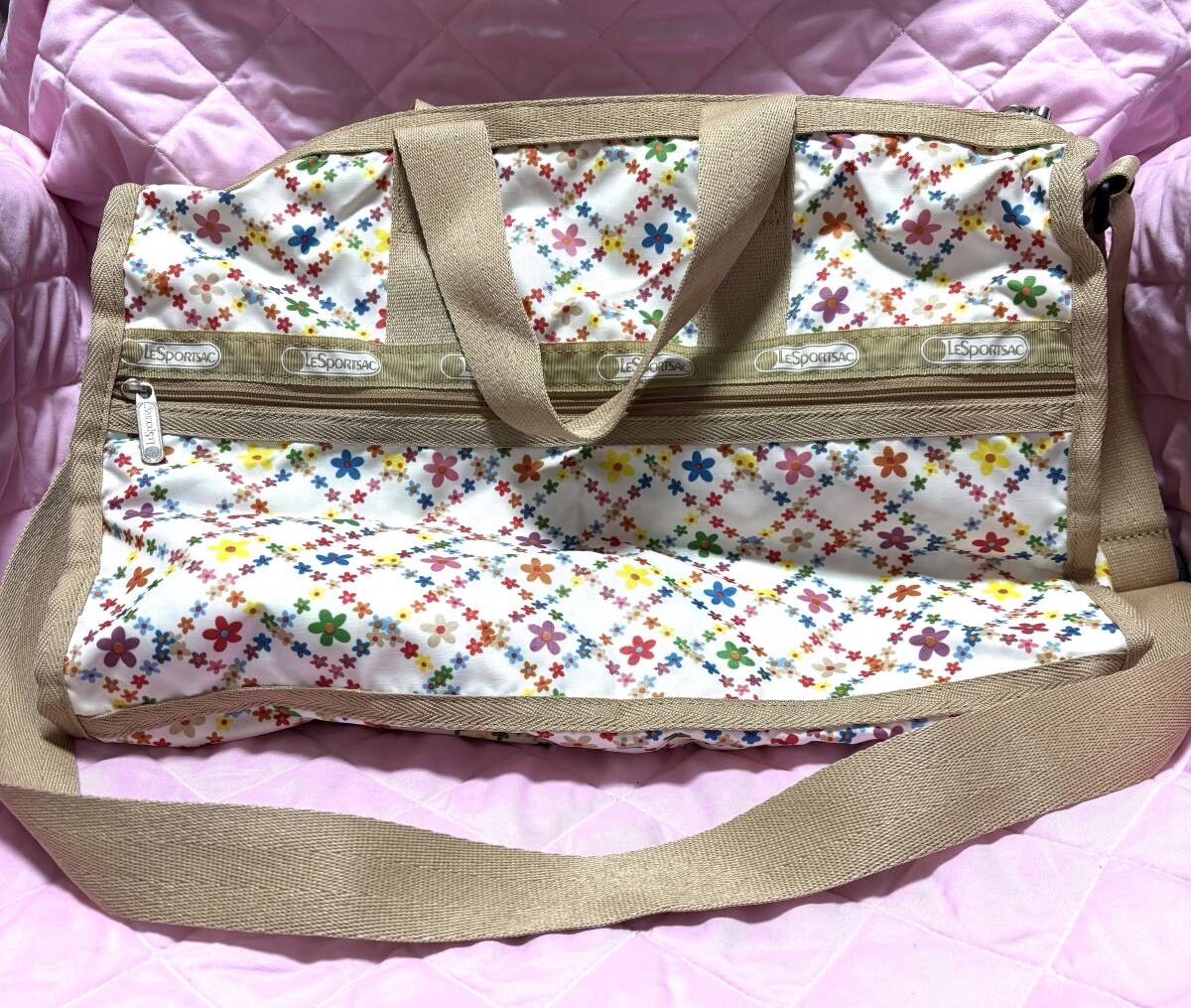 ★★LESPORTSAC◆レスポートサック◆ミディアムウィークエンダー◆白地に花柄◆USD美品★★拍卖