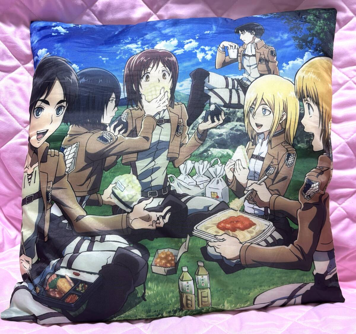 ★★非売品◆進撃の巨人◆セブンイレブンコラボ◆ミニクッション◆開封品★★拍卖