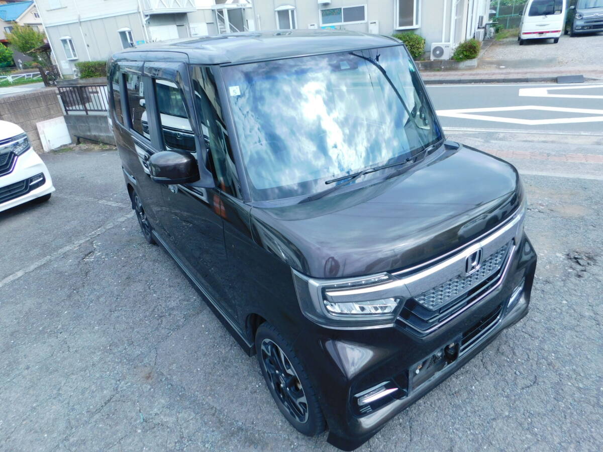 N-BOXカスタムターボホンダセンシング(レーダアシストブレーキ)令和1年登録、無事故&豪華装備車両。車検整備点検済み令和9年11月迄車検拍卖