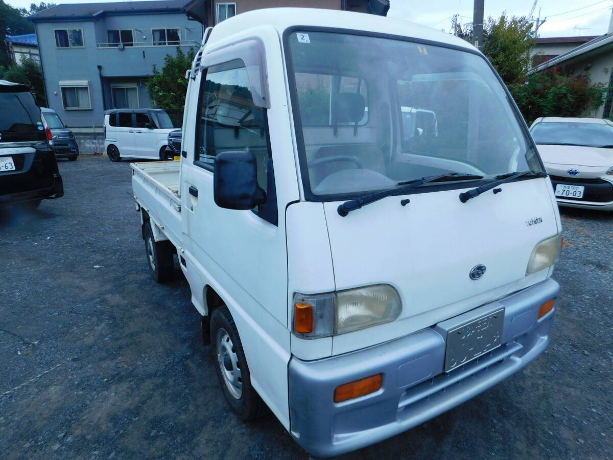 サンバートラック 4WD  エアコン付き。 タイベル交換済み実走行&無事故。整備点検済み令和9年2月まで拍卖
