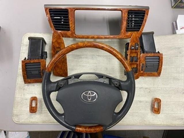 Z337-01/トヨタ/TOYOTA/VOXY/ヴォクシー AZR65G /ウッド調/ハンドル/ステアリングホイール/パネル/スイッチ拍卖