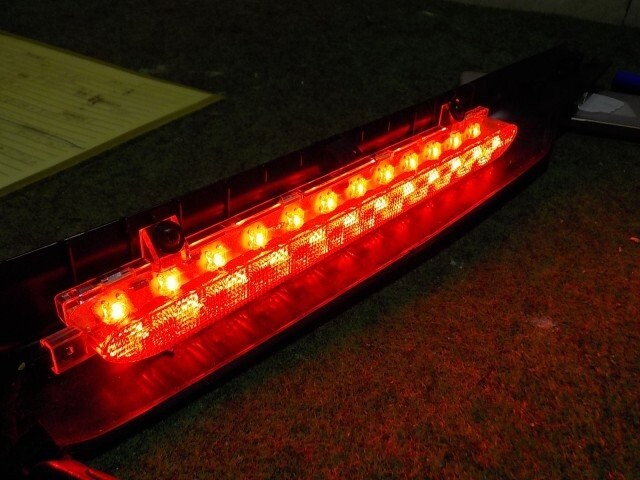 BMW ミニ ミニクーパー SU16 CBA-SU16 ハイマウントストップランプ ハイマウント ストップランプ ブレーキランプ 中古 純正 点灯OK拍卖