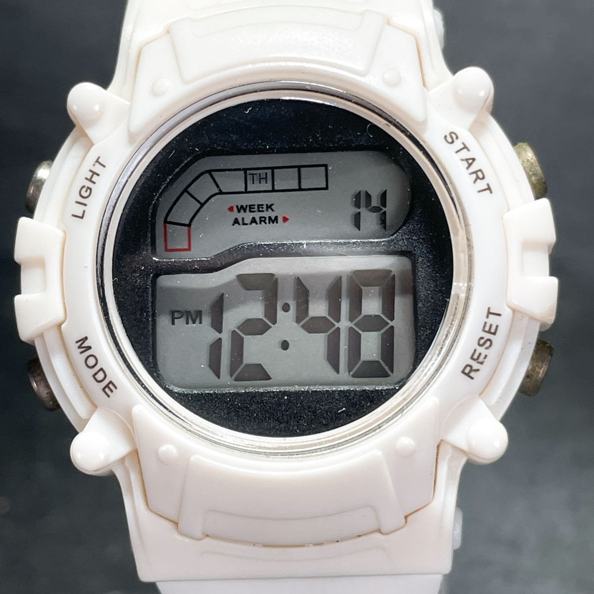 美品 腕時計 デジタル クオーツ 多機能 カレンダー ラバーバンド ホワイト ラウンド ステンレススチール ユニセックス 男女兼用 動作確認済拍卖