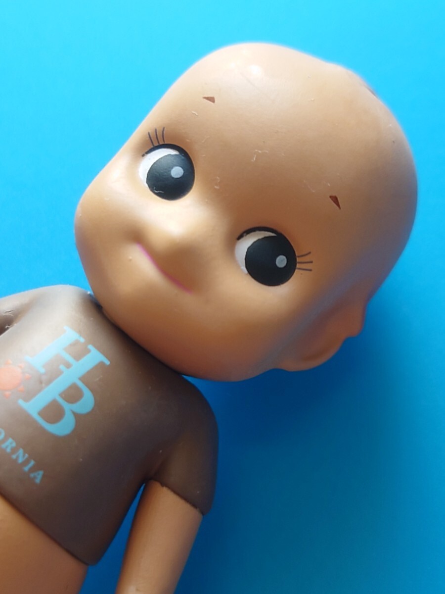 めずらしい日焼けエンジェル!ソニーエンジェル ハンディントンビーチ(ブラウン系系シャツ)2014年位? 箱無し袋無し 冷暗所にて箱に保管 拍卖