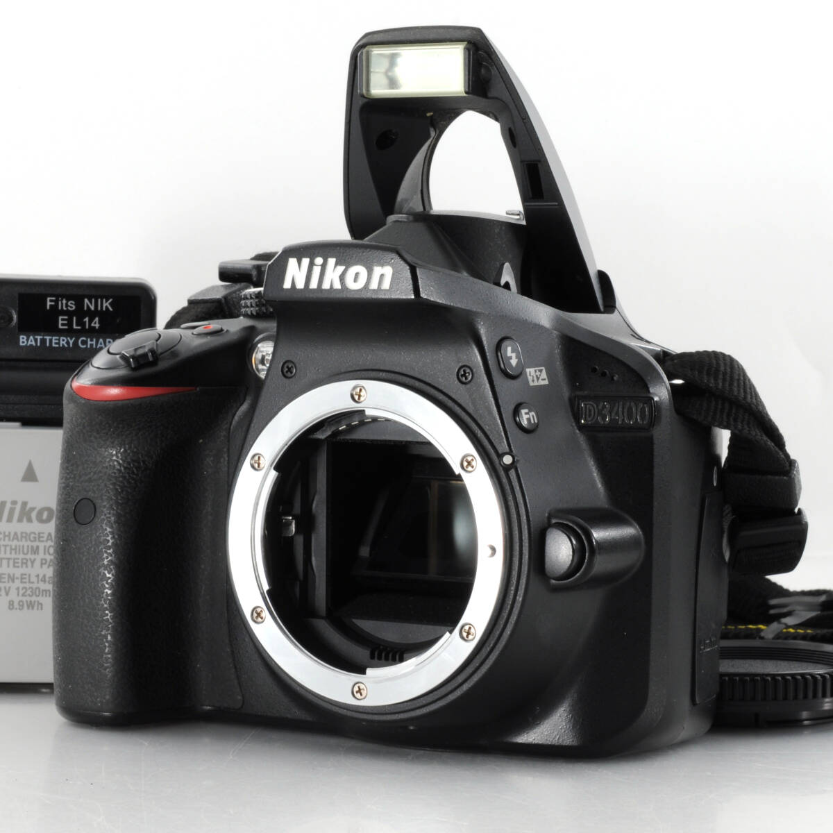 【ニコン】Nikon D3400 デジタル一眼レフカメラ + バッテリー・充電器 #M858a拍卖