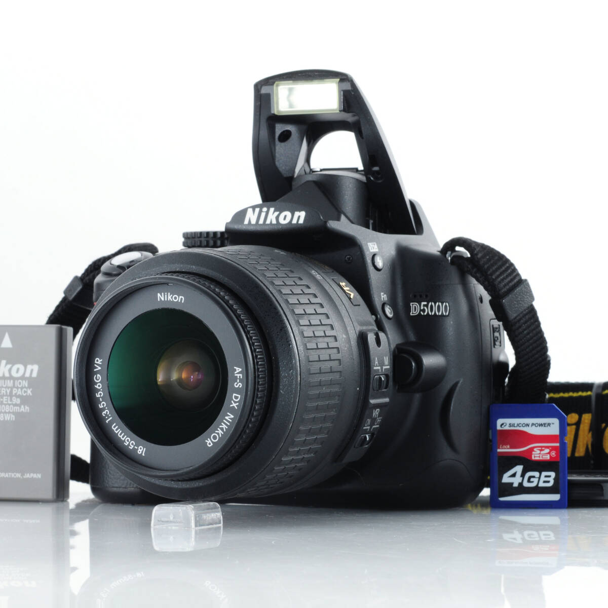 SDカード付き!【ニコン】Nikon D5000 + AF-S DX NIKKOR 18-55mm F3.5-5.6 G VR デジタル一眼レフカメラ #M938拍卖