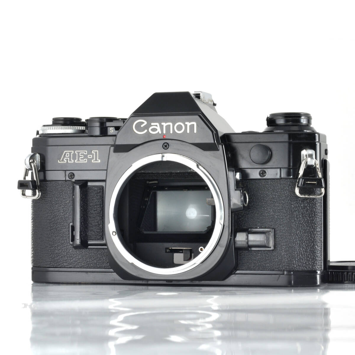 【キヤノン】Canon AE-1 ブラック フィルムカメラ #K989a拍卖