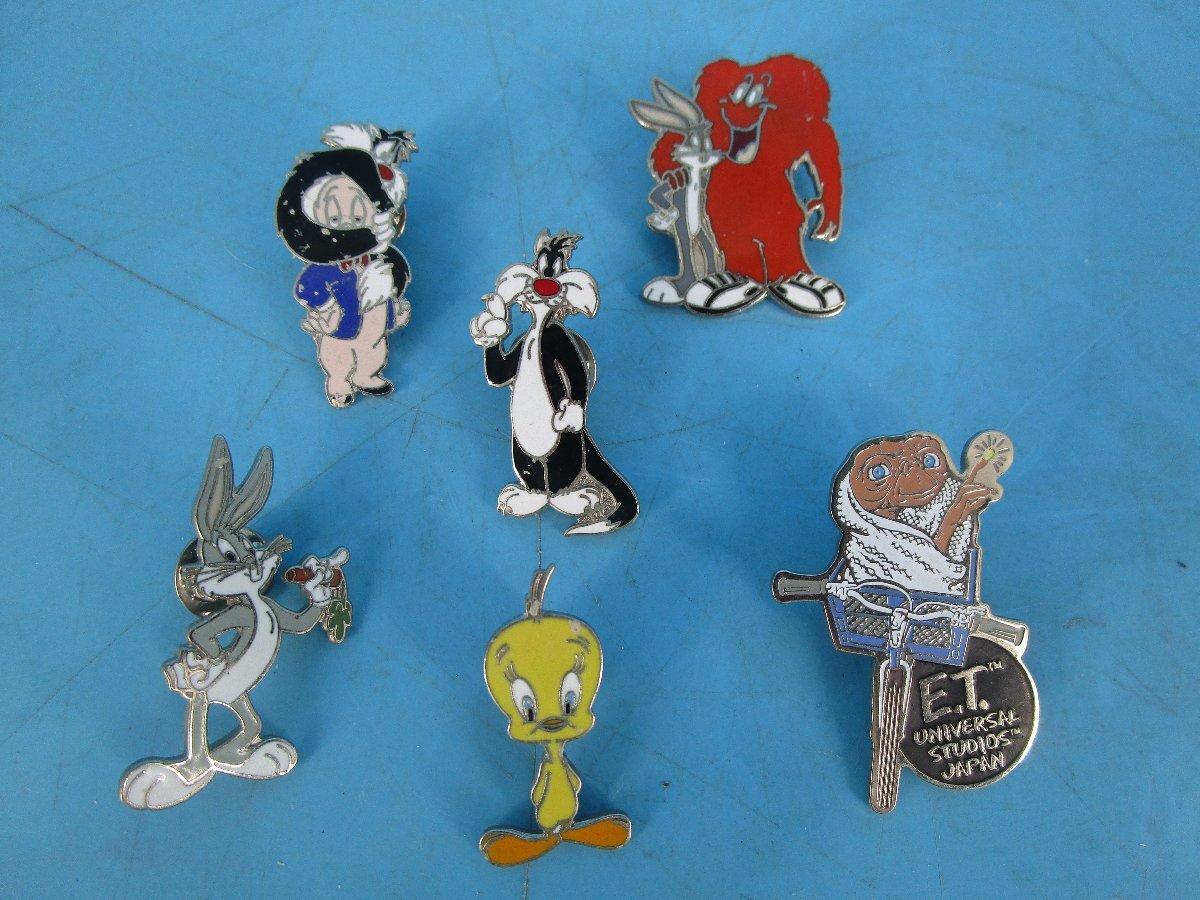 美品 ルーニーテューンズ ピンバッジ ピンバッチ トゥイーティー 1997年 バッグスバニー キャットET 現状品 梱包方法A(山G3拍卖