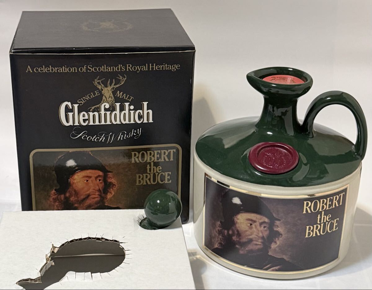 【未開栓】箱付 Glenfiddich グレンフィディック ロバート ザ   ブルース シングルモルト ウイスキー 古酒 whisky 陶器 スコッチ拍卖
