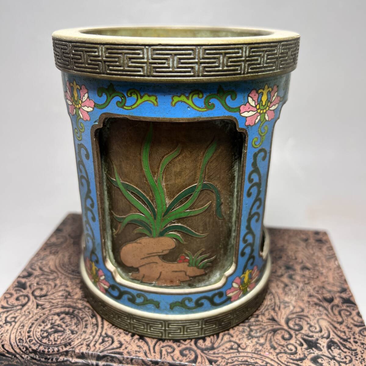 旧家蔵出し 銅胎景泰藍 琺瑯彩 七寶燒 梅蘭竹菊紋 筆筒 筆立 文房具 書道品 文房賞物 極細工 置物擺件 美術品 旧家蔵出 旧家供養品拍卖