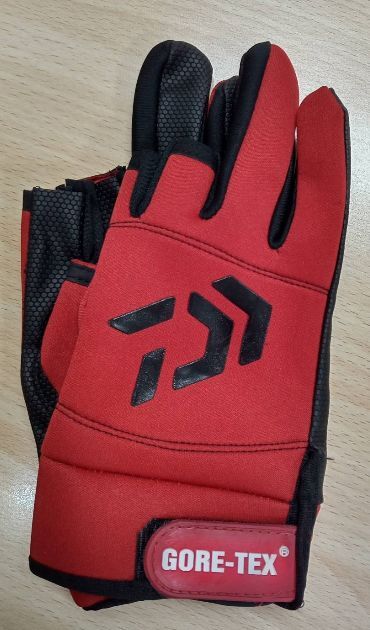 【送料無料】ゴアテックス釣り手袋 釣りグローブ 指3本切り 保護 フィッシング グローブ 滑り止め 防寒 手袋 調節可能 釣り アウトドア拍卖